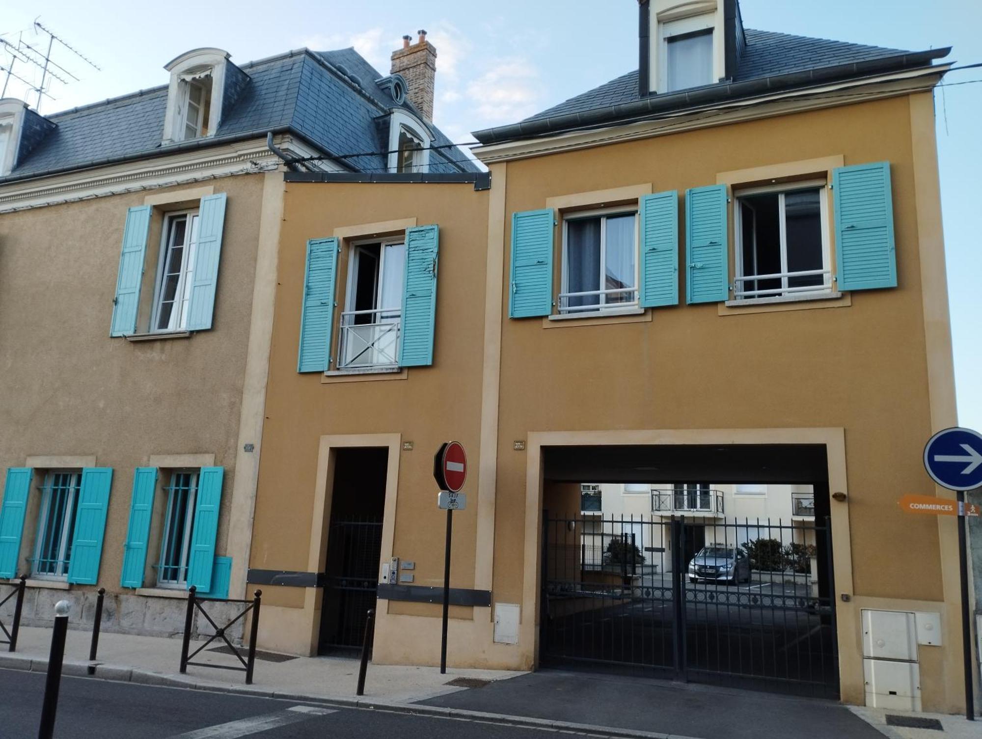Studio Cosy En Centre Ville Arpajon Exterior photo